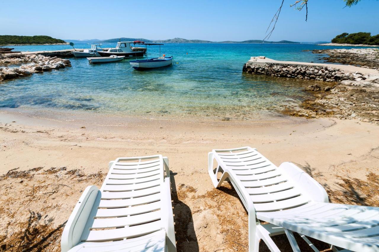 Secluded Fisherman'S Cottage Cove Zuborovica, Pasman - 321 Mrljane Esterno foto